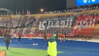 هتافات جماهير الزمالك لـ"نبيل عماد دونجا"امام البنك الاهلى فى الدورى